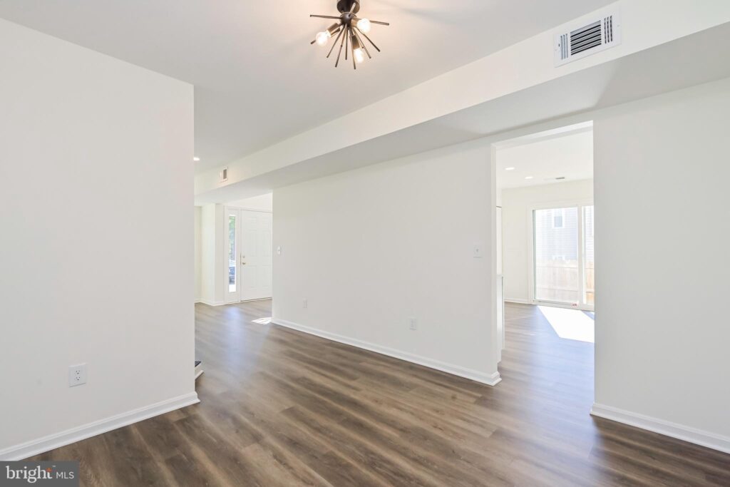 14001 Grumble Jones Court 8